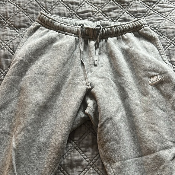 Gray Sweatpants Nike - Picture 2 of 6
